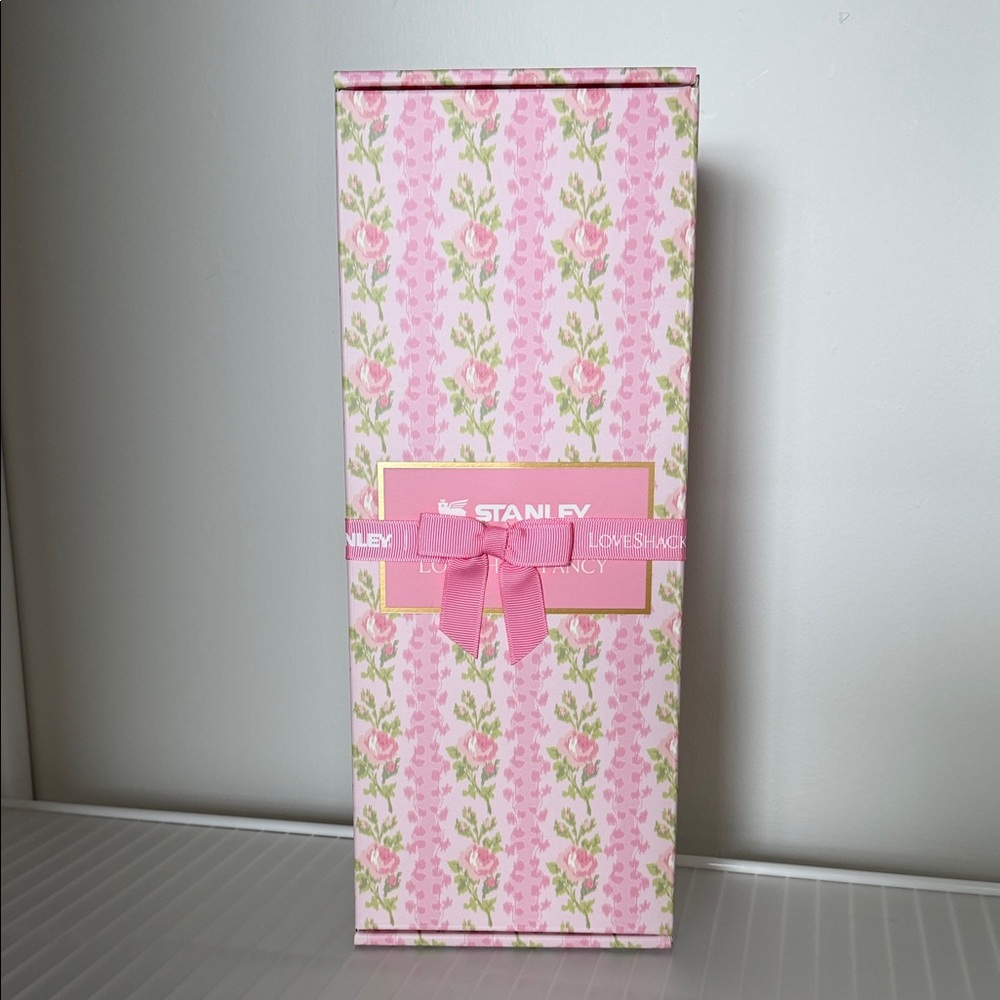 Stanley x LoveShackFancy Floral Water Bottle – Limited Edition – NIB